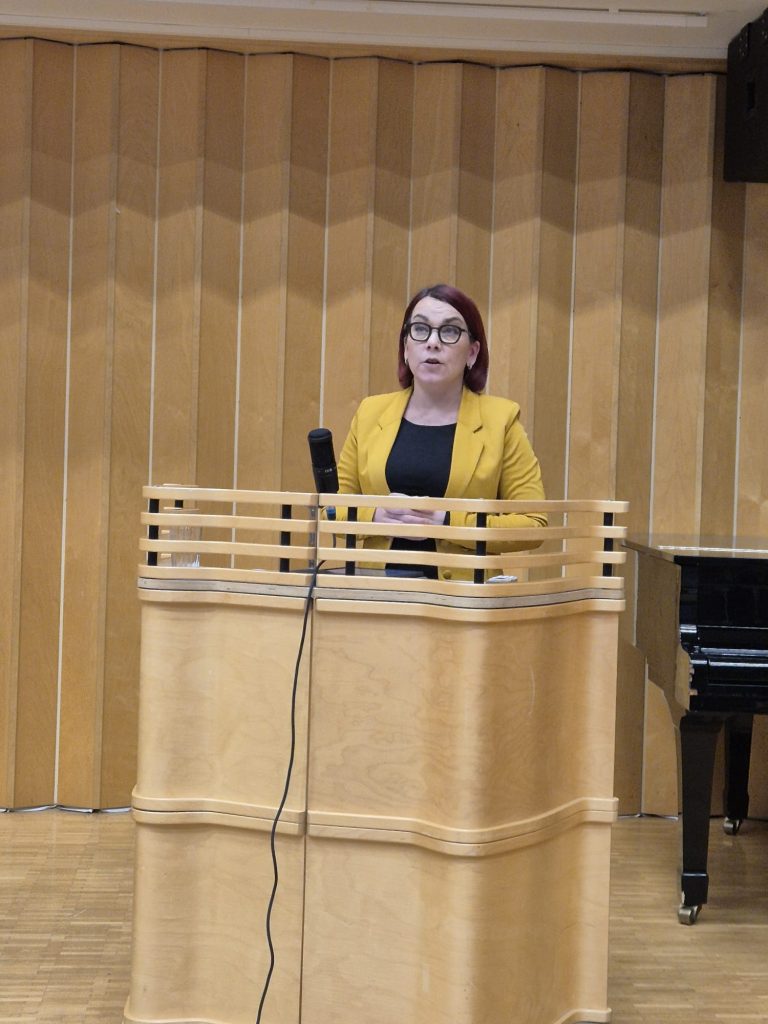 Kyllä, Länsiradan puolesta. Puhe kunnanvaltuustossa 1.12.2025